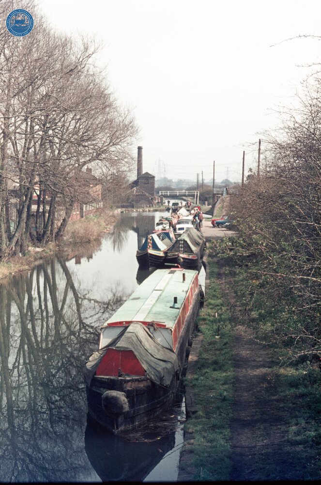 Hawkesbury, from rail bridge towards Oxford canal
