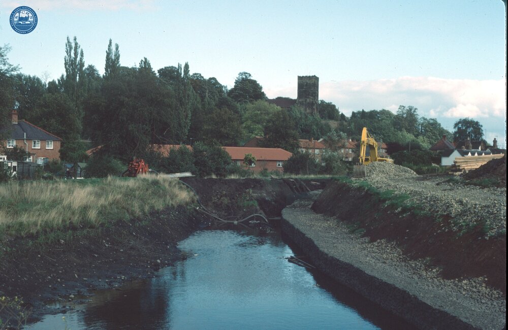 Droitwich Barge Canal, GAB on walling on canal at Droitwich