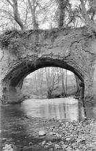 Leominster Canal. River Rea Aqueduct  from the Southwest Bank. Easter 1974