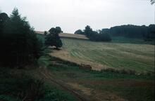 Leominster Canal. West of Rea aqueduct. Line of canal crossing field left to right. 14 October 1985