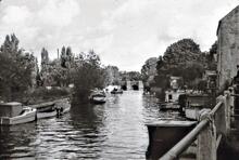 Tewkesbury looking upstream to King Johns Bridge. 1961 