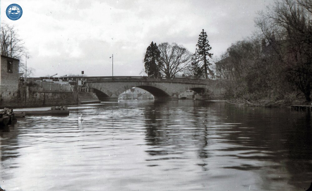 Workman Bridge, Evesham, from upstream. 1961