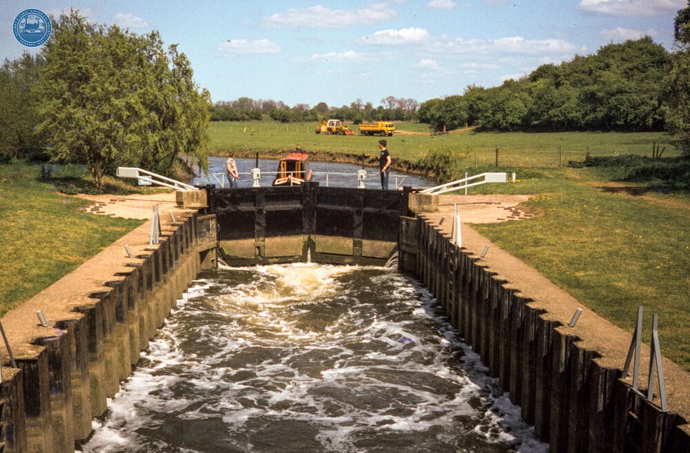 Weir Brake Lock (new in 1973), looking East. 12 May 1984