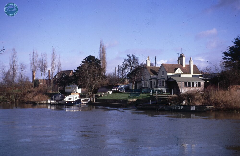 Bridge Inn, Offenham.  February 1970
