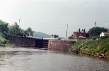 Lincomb lock, near Stourport. May 1973