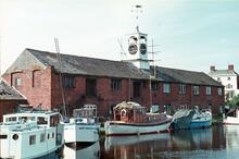 Staffordshire and Worcestershire Canal. Stourport