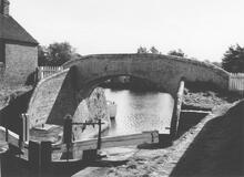 Exit to River Severn below Narrow Lock 1, Stourport, 7 April 1964