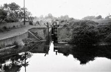 Stourbridge Canal: Lock  16 at Wordsley Junction