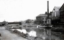 Stourbridge Canal: Fens Branch  Brockmoor Junction with the Stourbridge Extension (Left)
