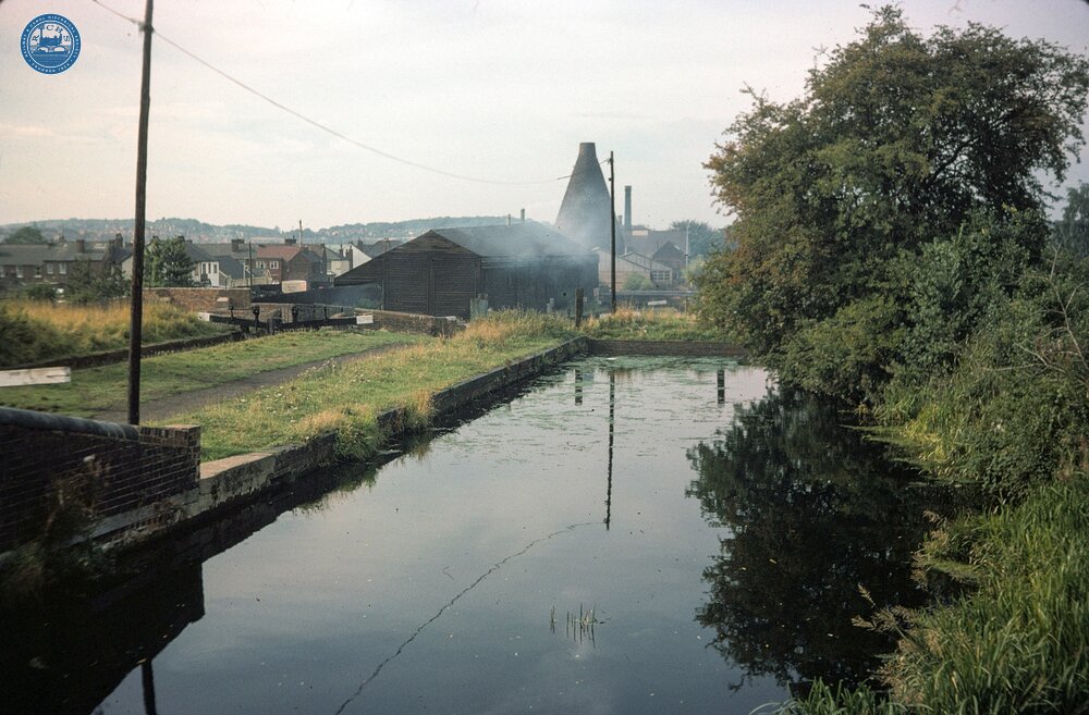 Lock 11 and Stuart Crystal, October 1975