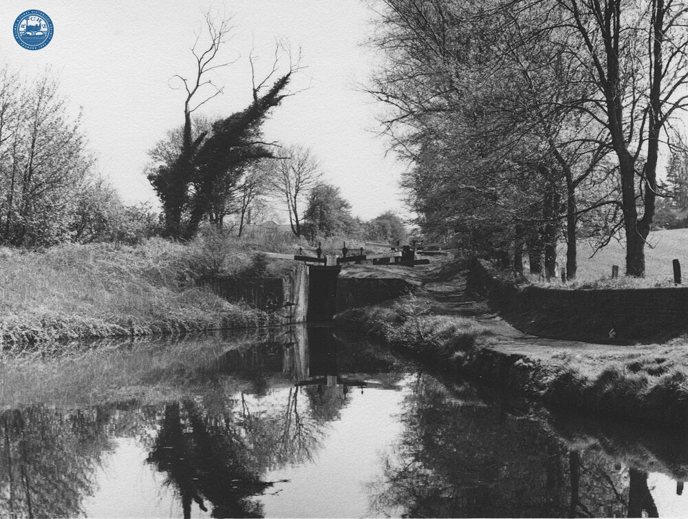 Stourton Junction to Stourton Locks 20 & 19, 30 April 1960