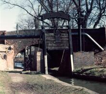 Stratford canal, guillotine lock, Kings Norton