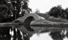 Kingswood Junction, bridge over branch canal