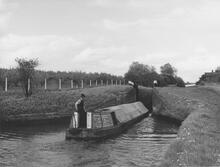 Tardebigge Flight Lock 56, NB Severn Dolphin, BW, 10 May 1958