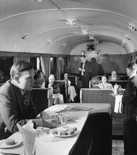 BR Third Class Restaurant Car - Interior (Ref: 011470)