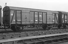 012215  CCT S1977. Worcester (OWW @ approx 120¾mp). 9 October 1975 (Ref: 012215)
