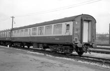 MK1 XP64 coach SK No W25509, Worcester 24 February 1976. (Ref: 012296E 75_9_14)