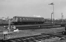 012229  Class 122 “Bubblecar” MBS M55004 (TY051 set) leaving Stratford-on-Avon (HSA @ 8m 77ch).  20 November 1975 (Ref: 012229)