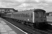 012626  Class 122  Left 55006, Right 55003 at Stratford-upon-Avon (HSA @ 8m 77ch). 27 April 1977 (Ref: 012626)