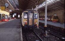 017225 BR DMU Class 156 156480, Scarborough 21 March 1989