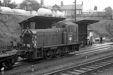 012323  03197 Class 03 at fuelling point in Norwich (LTN2 @  124m 09ch) on 13 June 1979 (Ref: 013023)