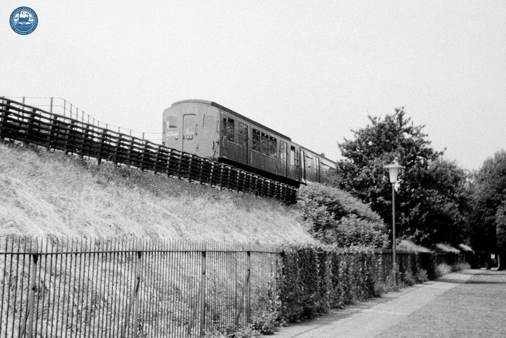 District Line trains at Turnham Green. 1960 (Ref: 221002)