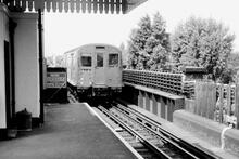 District Line train at Turnham Green. 1960 (Ref: 221003)