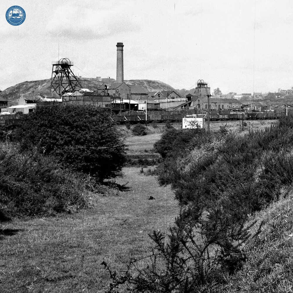Smithy Houses Tramroad. Salterwood Branch (3).  Near Brookvale Cottage. View looking North towards Salterwood Colliery.  15 September 1946
