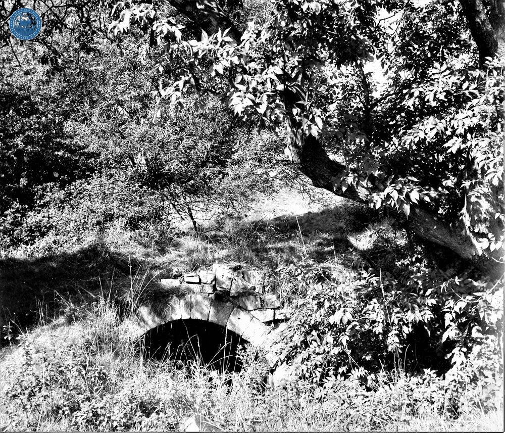 Smithy Houses Tramroad, Salterwood Branch (1). Culvert carrying the tramroad across a small brook at Denby. 15 September 1946