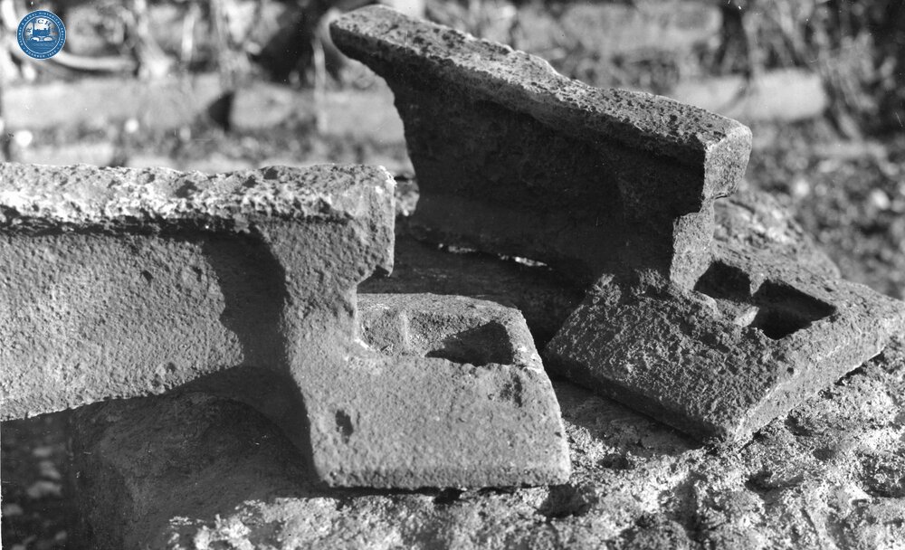 Mansfield & Pinxton Railway. Old Fishbelly Rail (2a)