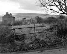 Glamorganshire Canal Railways. Dyhewyd  (Maes Mawr) Tramroad.  View at house known as Top Incline, looking north-east, at ST 101863.  April 1963 (1)