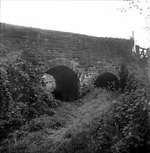  Caerleon Tramroad.  The road overbridge north of Caerleon Forge.  May 1960 (1)