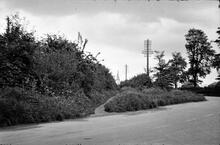 Stratford & Moreton Railway, Stratford-on-Avon. Site of tramroad level crossing over the Cheltenham road where it diverges from the Shipston Road.  20 May 1932. (16)