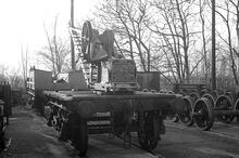 012243   GWR 1½-ton hand crane, GWR loco department ADW304, ZZO. 6 December 1975