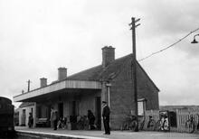 Bourton-on-the-Water GWR. (BCL @ 91m 32ch). 19 July 1960