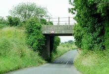 Newbury to Didcot line. Between Coscote and East Hagbourne. Underbridge (ELR - NDL @ approx 15¾mp). Summer 2000