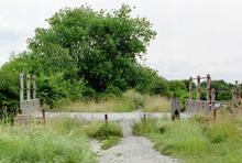 Newbury to Didcot line. Concrete bridge near Didcot marked “16'-0½" 31-5-1956” (ELR - NDL @ possibly 16mp. Summer 2000