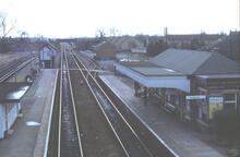 017128  Looking east towards Oxford showing station layout. Moreton in Marsh 4 February 1981 (OWW @ 91m 61ch)