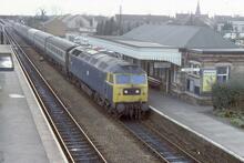 017130  BR diesel electric loco, ckass 47/4 number not redable.  Moreton in Marsh 4 February 1981 (OWW @ 91m 61ch)