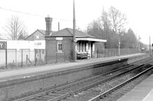 Bramley Station (BKE @ 46m 41ch) "Basingstoke" platform - looking south east. (Ref: 325217E   C8_9)