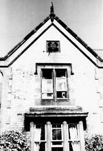 Much Wenlock Station (BUI @ 163m 43ch). Coat of Arms carved into gable end of station building
