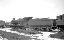 2251 Class 0-6-0  GWR 3218 (325200E  C7_9 )