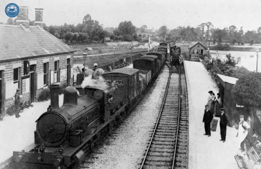  South Cerney & Ashton Keynes Station c. 1900. (AND @ 42m 51ch) (Ref: 010615)