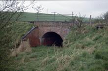 017302 MSWJR Accommodation bridge between Collingbourne Ducis and Collingbourne Kingston . Collingnbourne 24 April 1989 (AND c. 9m)