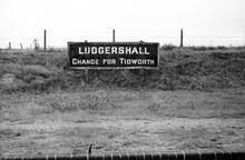Ludgershall Station sign, 10 September 1961 (LUD2 @ 5m 64ch)