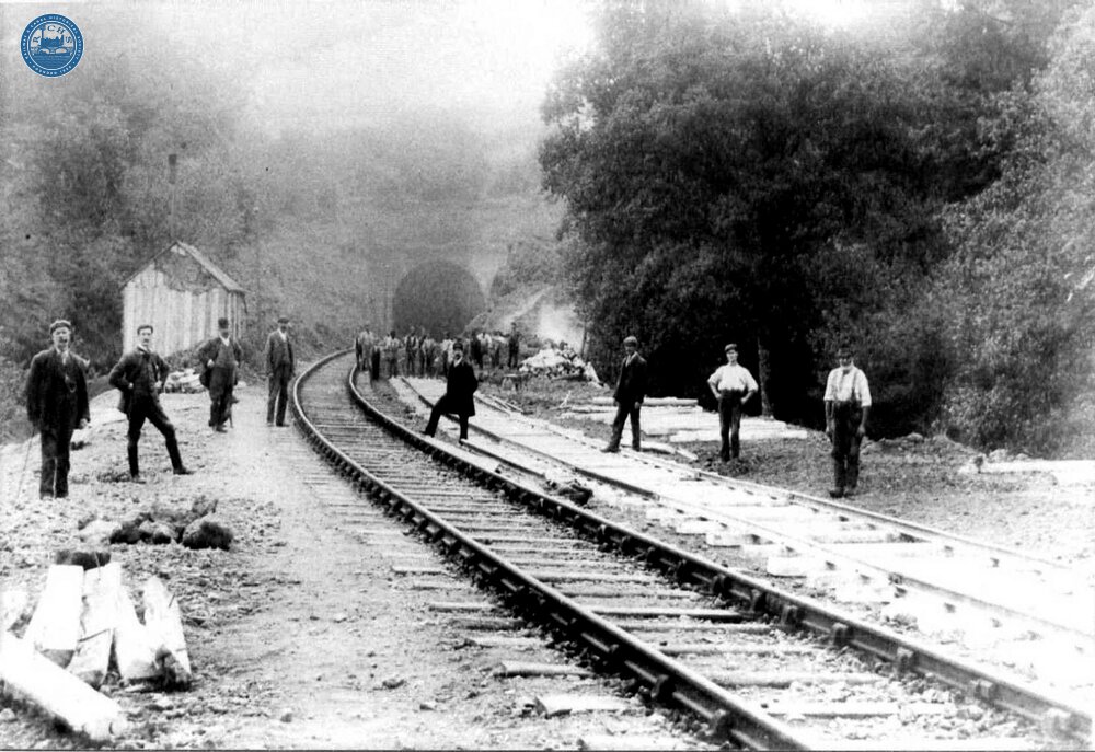 MSWJR. Chedworth Tunnel. North portal (AND @ approx 54m 53ch), taken during the doubling of the line in 1900