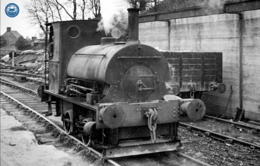 Derbyshire Stone 7-inch Peckett 0-4-0ST shunting in the Middleton Quarry at the end of the branch off the Cromford & High Peak Railway.