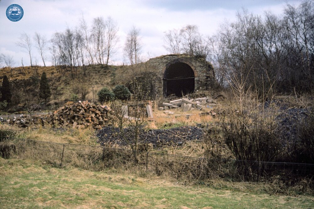 Middlewood. The isolated arch on the old railway. 13 April 1979