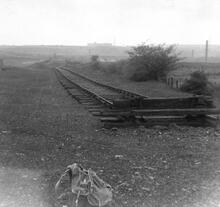 The 'straight' siding at Park Bridge terminus (OAG2 @ 3m 44ch) . 02 May 1959