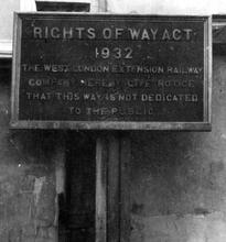 West London Extension Railway. West Brompton. (WLL @ 2m 43ch) "Rights of Way" Notice. (Ref:031721)
